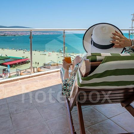 סאני ביץ' Briz Beach Apartments מראה חיצוני תמונה
