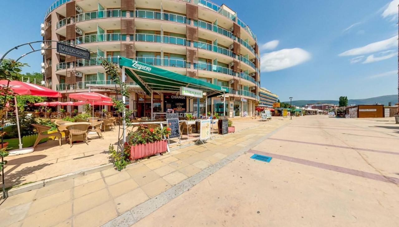 סאני ביץ' Briz Beach Apartments מראה חיצוני תמונה
