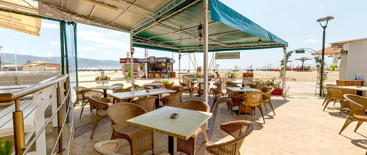 סאני ביץ' Briz Beach Apartments מראה חיצוני תמונה