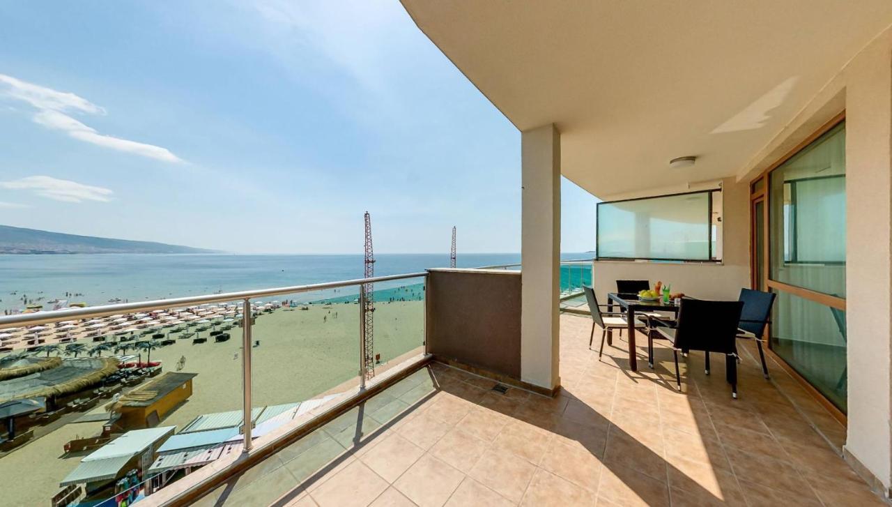 סאני ביץ' Briz Beach Apartments מראה חיצוני תמונה