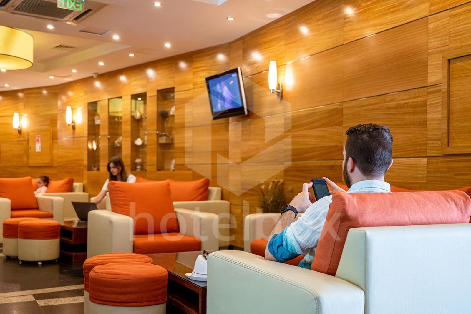 סאני ביץ' Briz Beach Apartments מראה חיצוני תמונה
