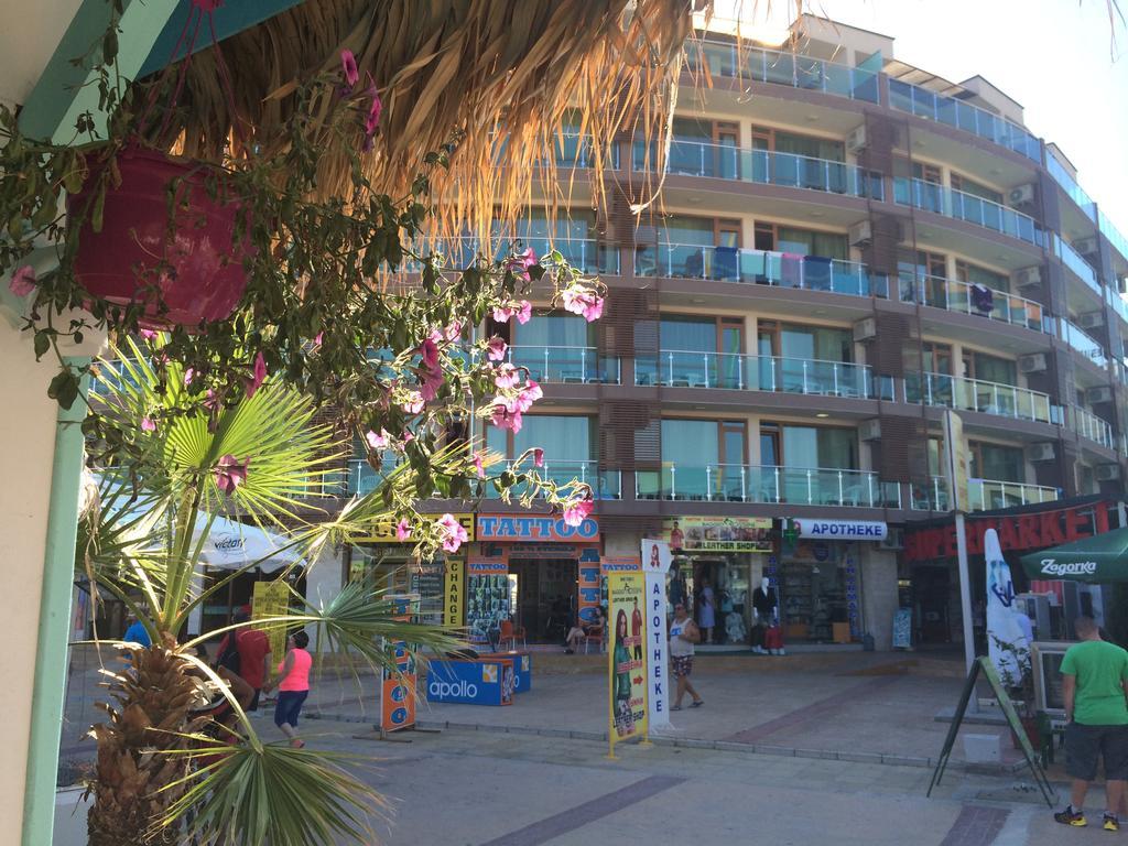 סאני ביץ' Briz Beach Apartments מראה חיצוני תמונה