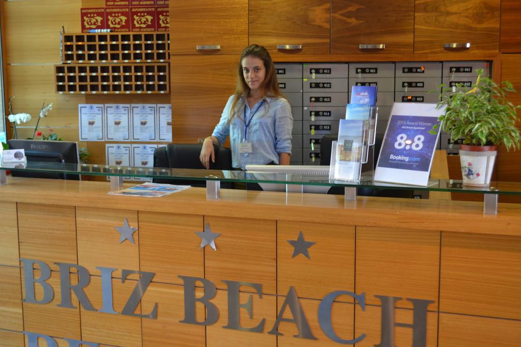 סאני ביץ' Briz Beach Apartments מראה חיצוני תמונה